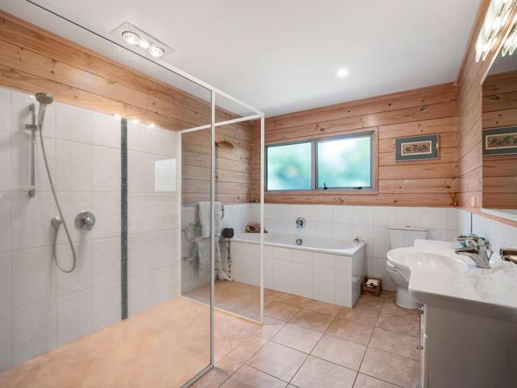 145 Karewa Parade Papamoa_16