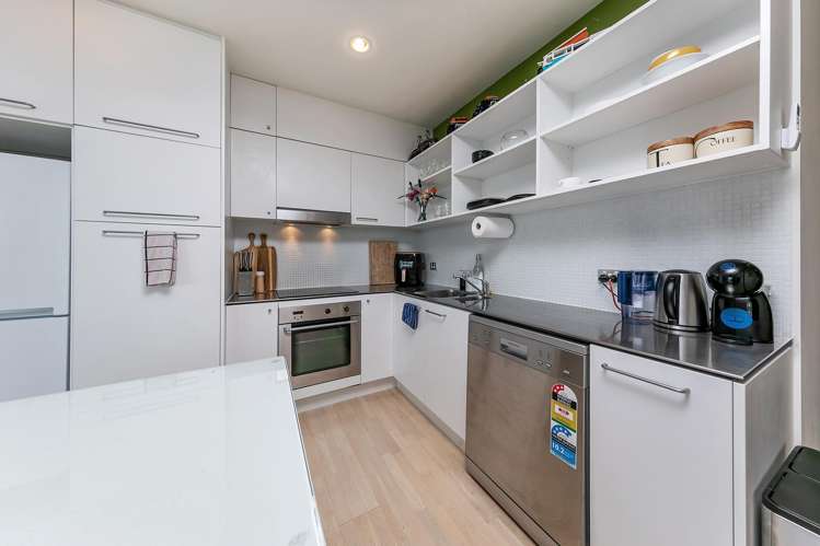 1211/30 Beach Road Auckland Central_5