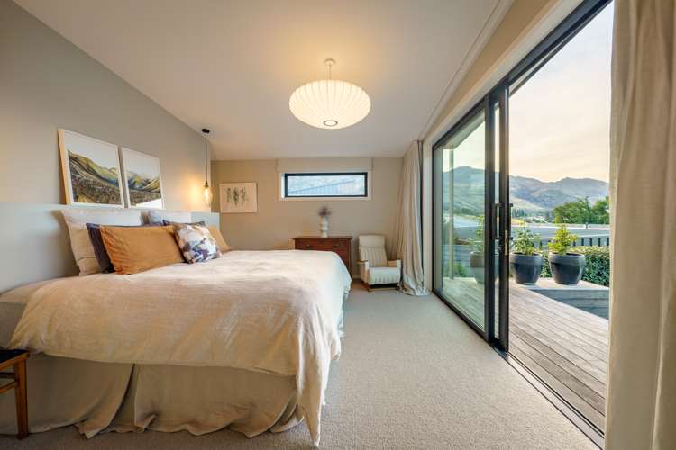 12 Jade Drive Wanaka_15