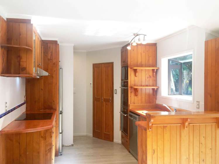 65 Saint Annes Crescent Wattle Downs_19