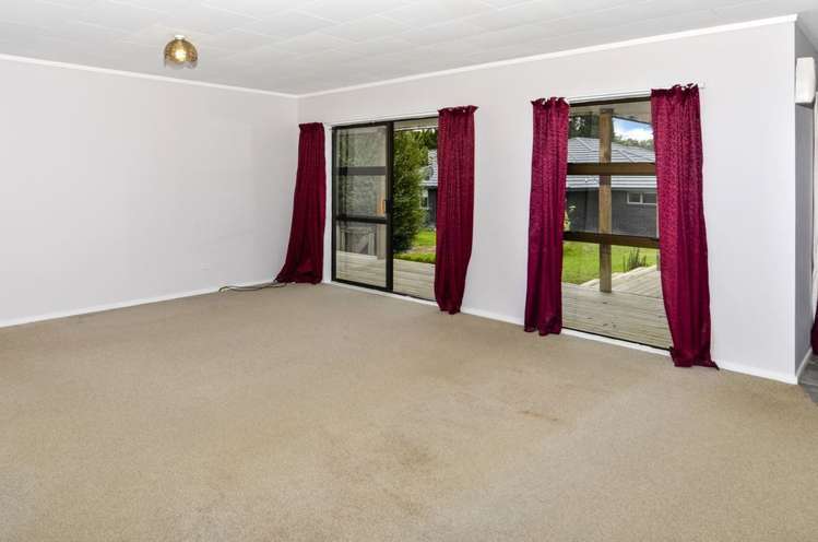 9 Duke Street Riverhead_16