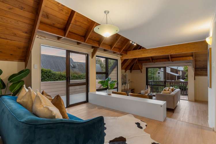 2/16 Matipo Road Mairangi Bay_11