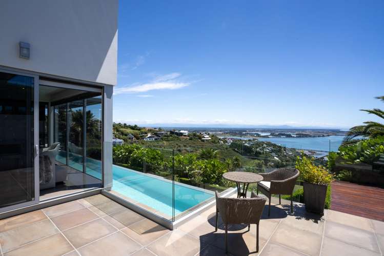 8 Avery Place Redcliffs_22