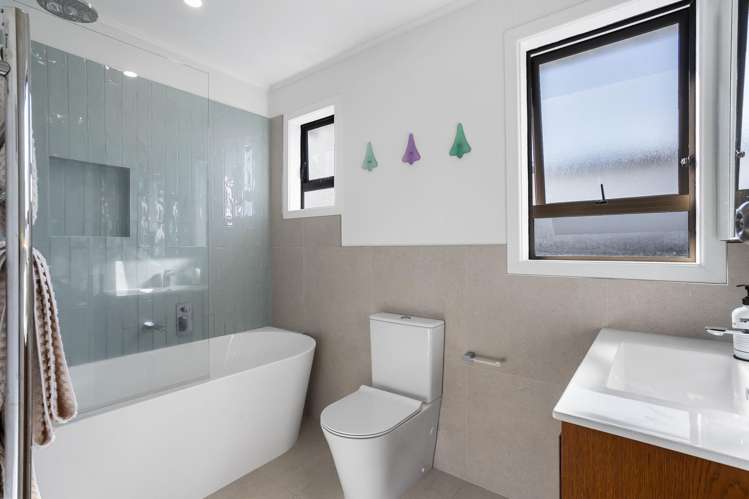 4 Stafson Lane Te Atatu Peninsula_13