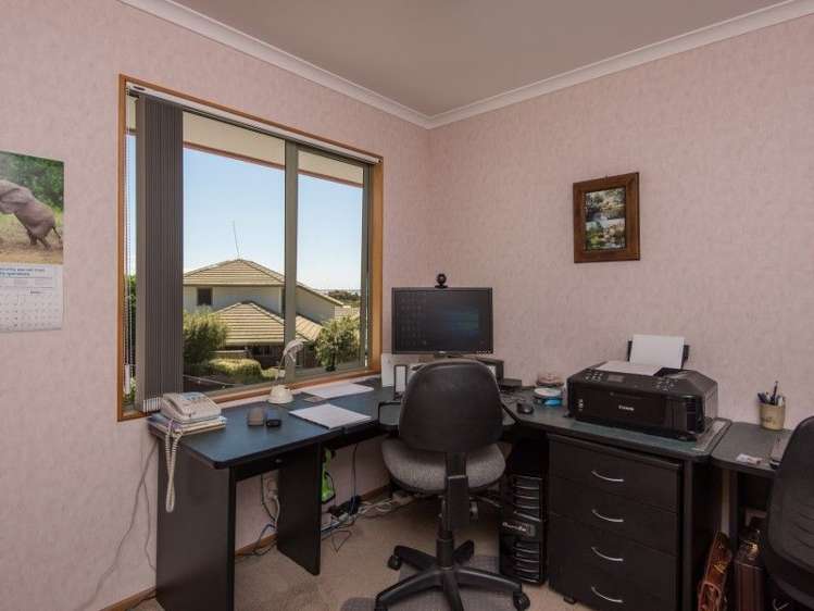 14 Idesia Grove Richmond_14