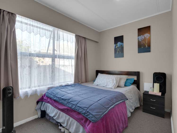 22 Sefton Crescent Chartwell_9