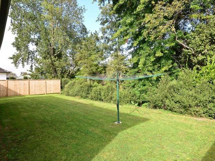 21b Montgomery Crescent Bader_11