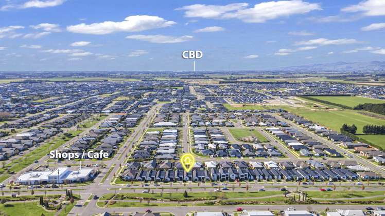 73 Faringdon Boulevard Rolleston_14