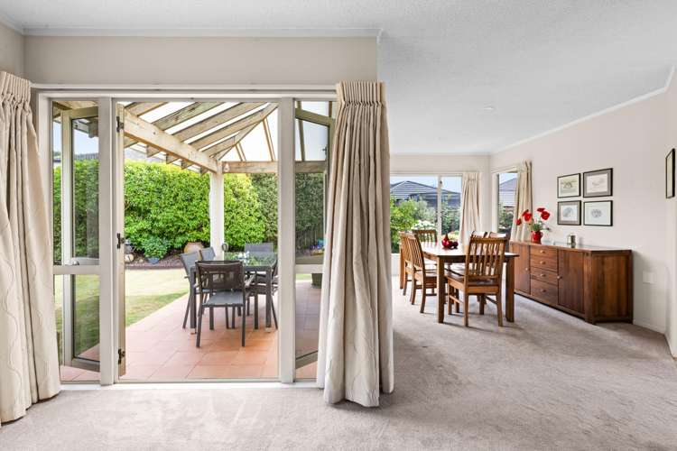 11 Bishops Close Greenmeadows_13