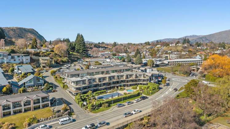 Apt 106, 5 Lakeside Road Wanaka_21