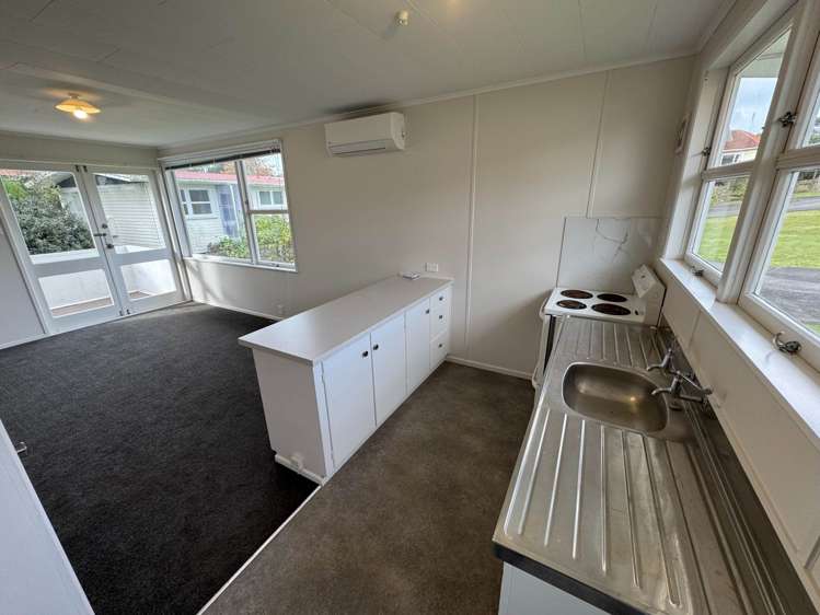 13/24 Bardia Street Belmont_9