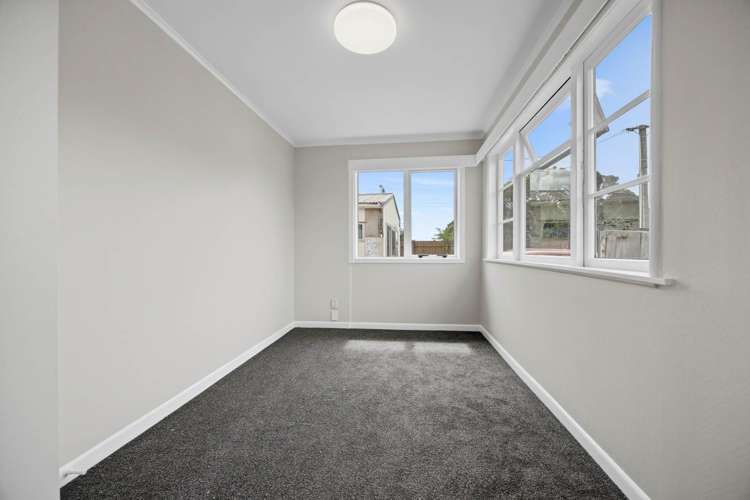 52 Forest Hill Road Henderson_3