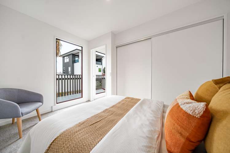 4/16 Derby Street Saint Albans_18