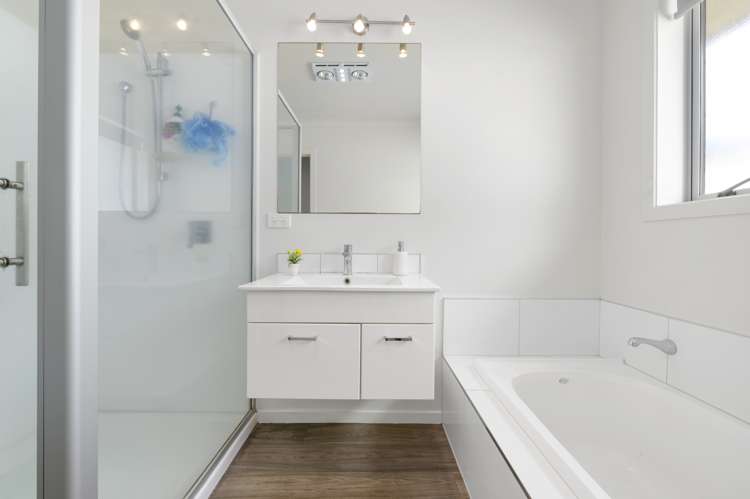 15 Astor Avenue Dinsdale_15