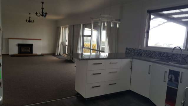 54 Hume Street Waitara_1