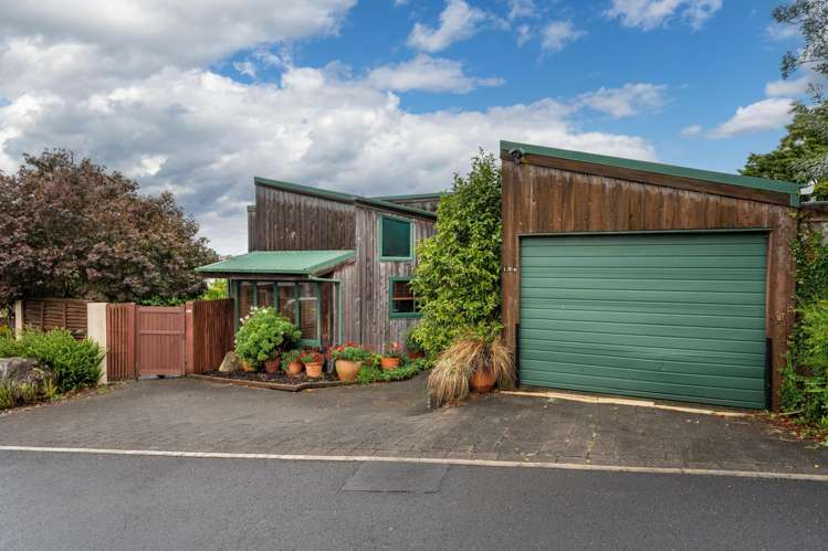 134 Lake Crescent Hamilton Lake_28