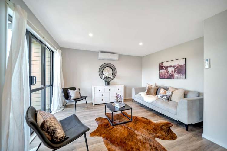 9 Irving Place Hobsonville_4