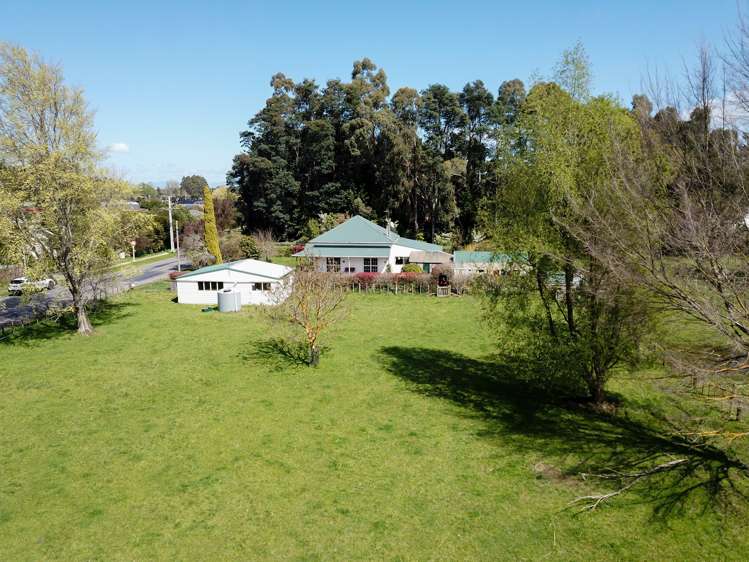 60 Lincoln Road Carterton_18