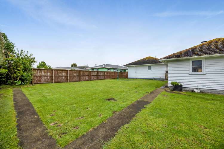 20 McLean Street Hawera_21