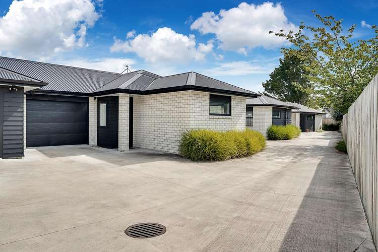 2/11 Forster Avenue Hillcrest_14