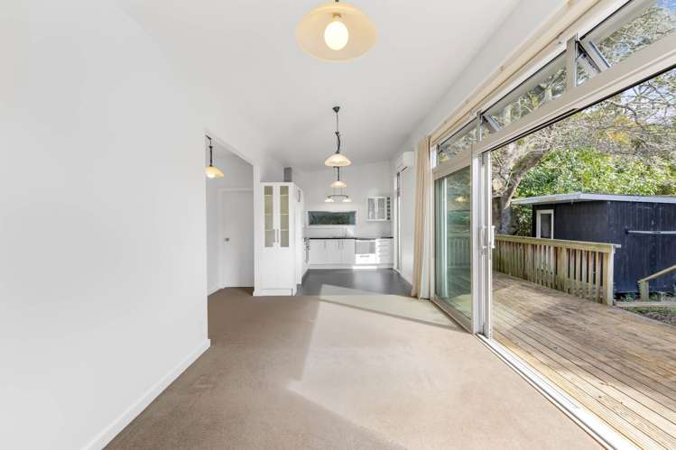 2/49B Lancaster Road Beach Haven_3