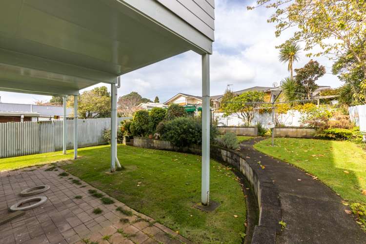 65 Vivian Street New Plymouth Central_24