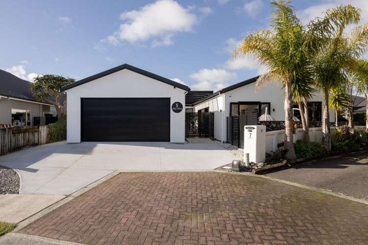5 Piha Close Papamoa_1