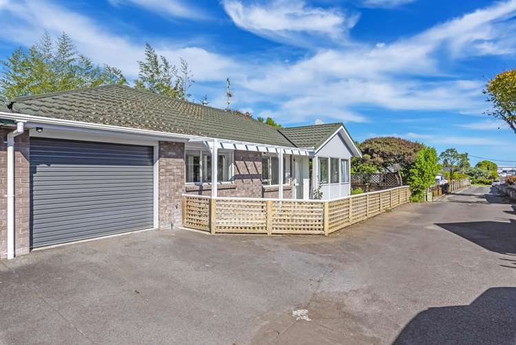 2/32 Hurley Road Paraparaumu Beach_17