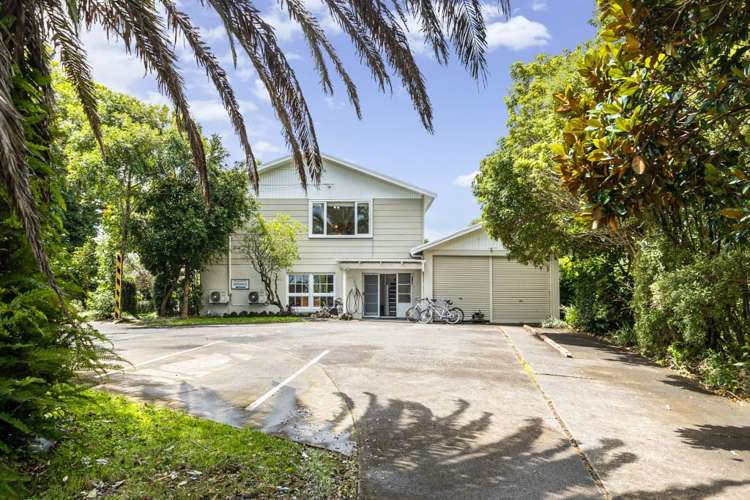 2157 East Coast Road Stillwater_25