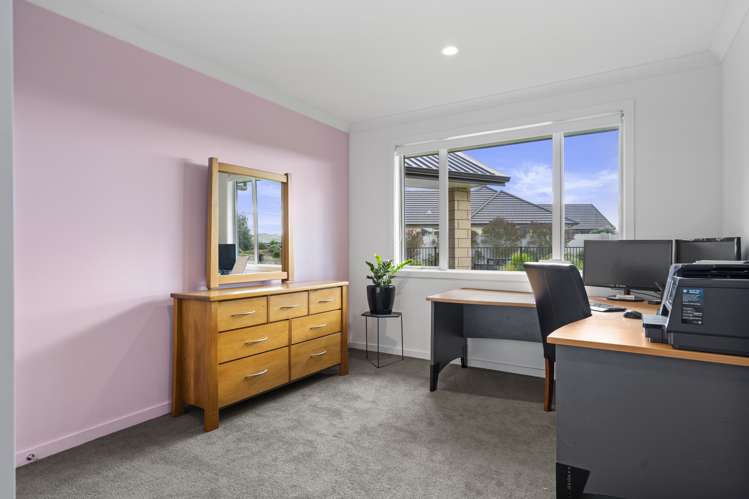 44 Baxter Michael Crescent Cambridge_19