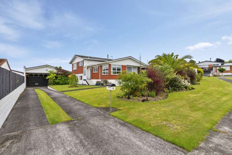 12 Cheops Street Westbrook_14