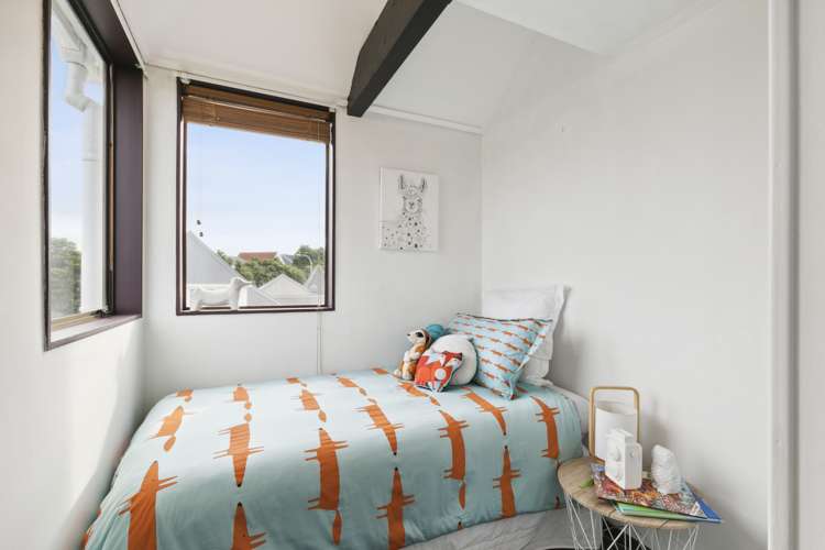 140 Akaroa Drive Maupuia_10