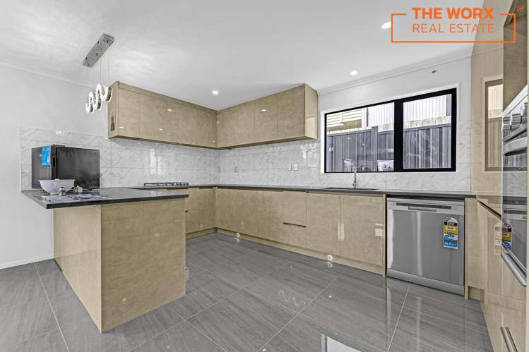 26A Russell Road_5