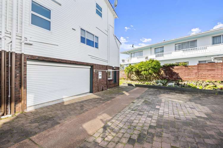 27B Benbow Street St Heliers_13