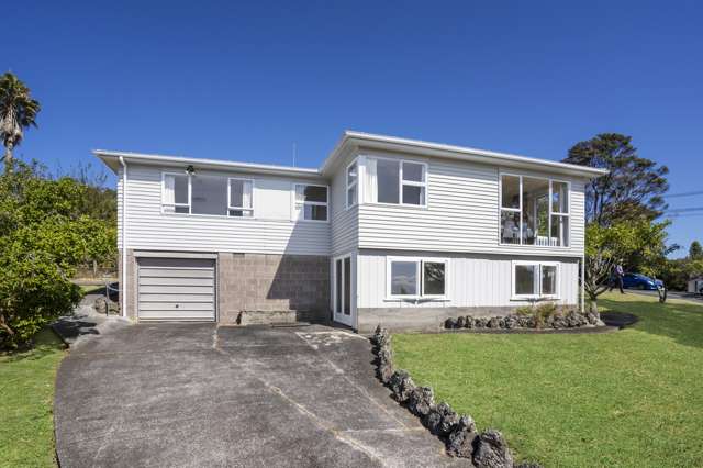 15 Highland Avenue Titirangi_1