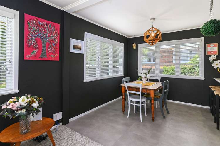 21 Mckenzie Road Owhata_5