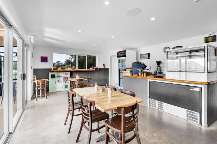 534 Richmond Road Lepperton_7