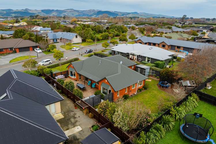 206 Southfield Drive Lincoln_16