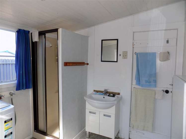 7 Silverton Road Waihi_5