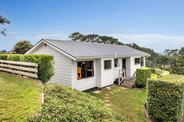 140a Cooper Road Pollok_24