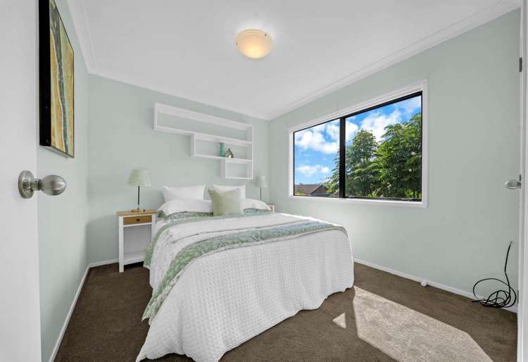 1/4 Crescent Hills Court Northpark_12