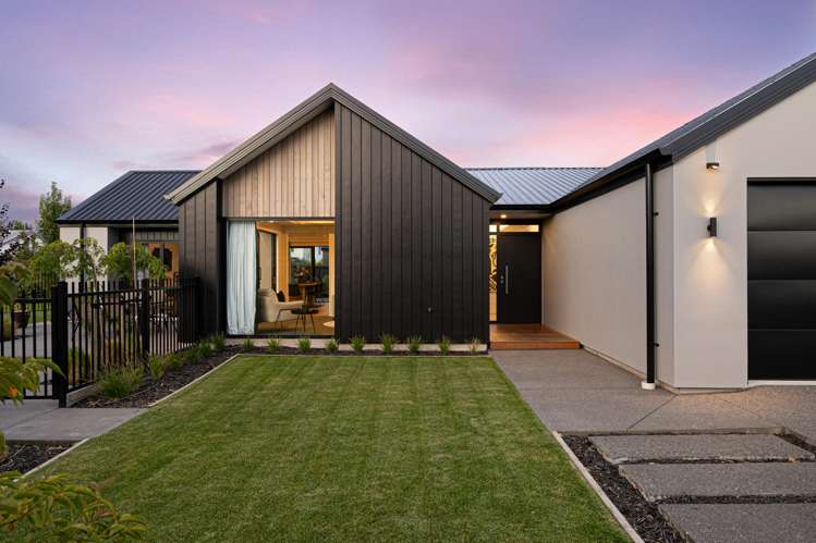 8 Kirkland Crescent Harewood_30