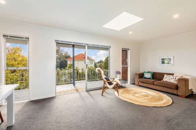 3/30 Fifth Avenue Mount Albert_2