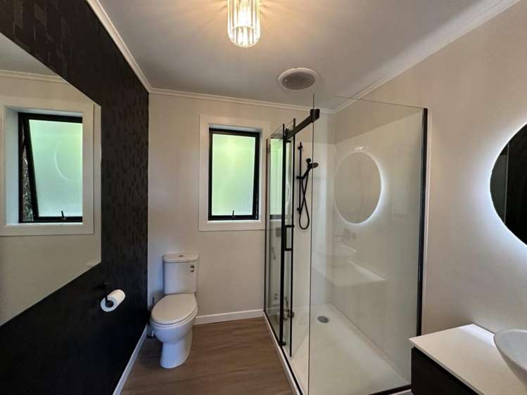 8 Thomson Street Green Island_14