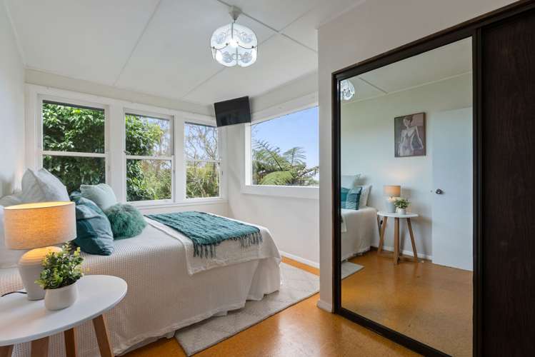 39 Victory Avenue Karori_6