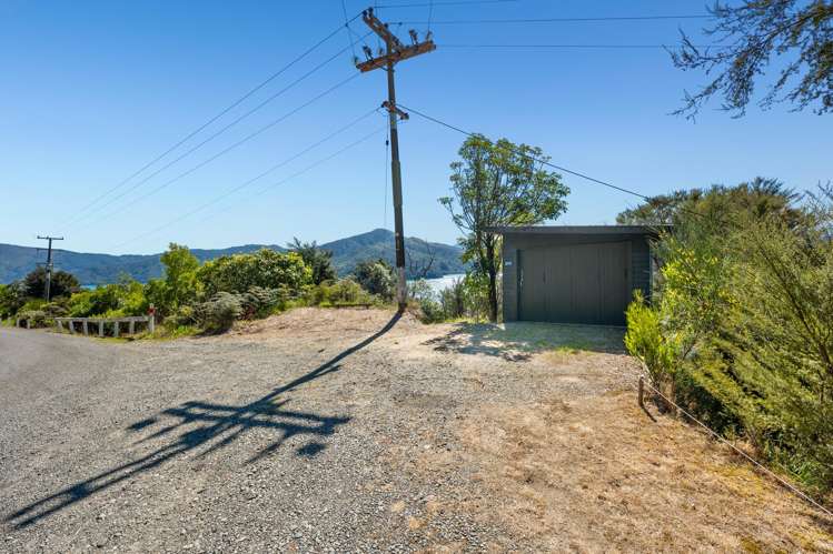 2717 Queen Charlotte Drive Queen Charlotte Sound_27