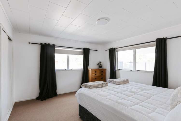 1126 Papamoa Beach Road Papamoa Beach_14