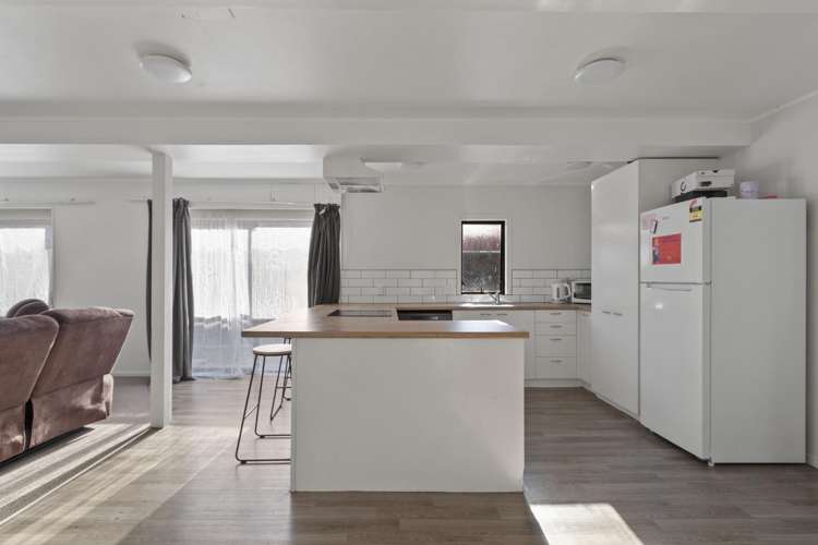 1/16 Abbotsford Street 3295_2