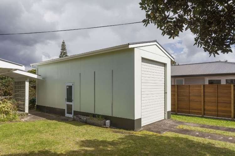 115 Patuwai Drive Whangamata_18