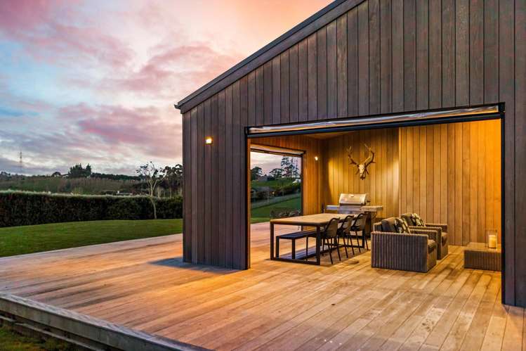 15 Myra Evelyn Grove Dairy Flat_1